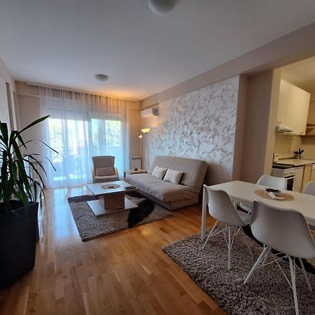 San Apartamento Čačak Exterior foto